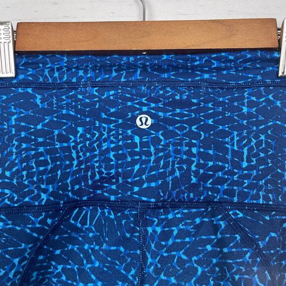 Lululemon Pure Practice Pant Samba Snake Kayak Hero Blue Tight Size 2 - Picture 4 of 6